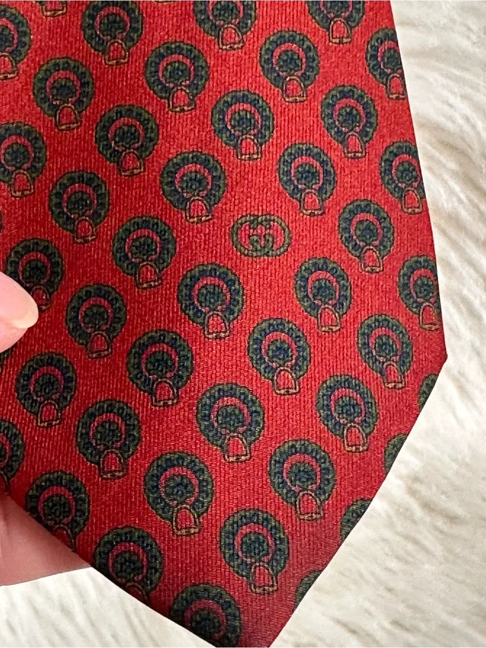 Gucci vintage bundle Red and Light Gray Patterned Silk Ties